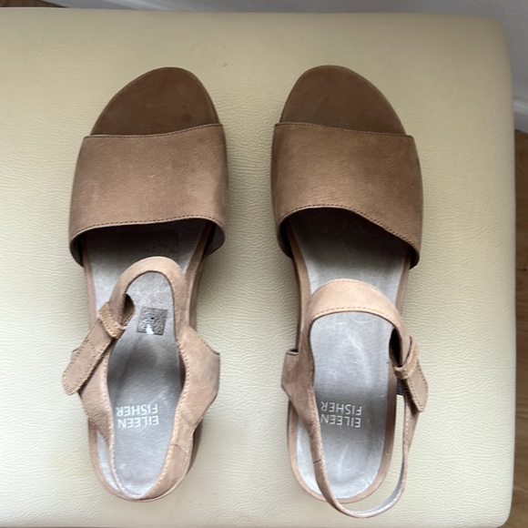 EILEEN FISHER "JASPER NUBUCK" PLATFORM LEATHER SANDALS SIZE 9 - Picture 3 of 16